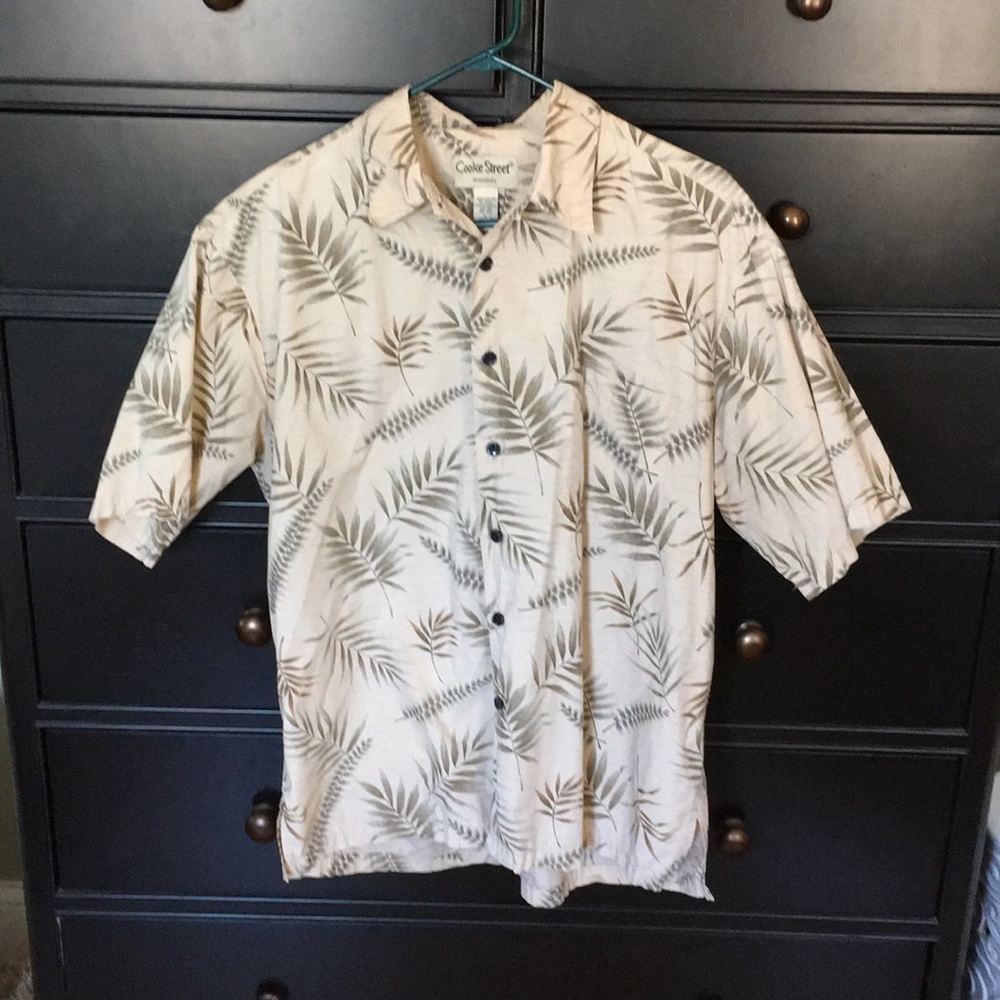 Men’s Hawaiian shirt